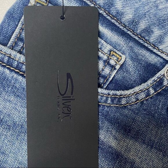 Silver | NWT Avery High Rose Curvy Denim Shorts - Picture 2 of 9